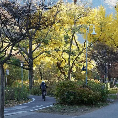 Haus Gugler 아파트