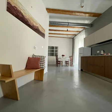 Haus Gugler 아파트